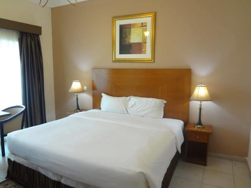 Icon Hotel Apartments Dubaï Extérieur photo